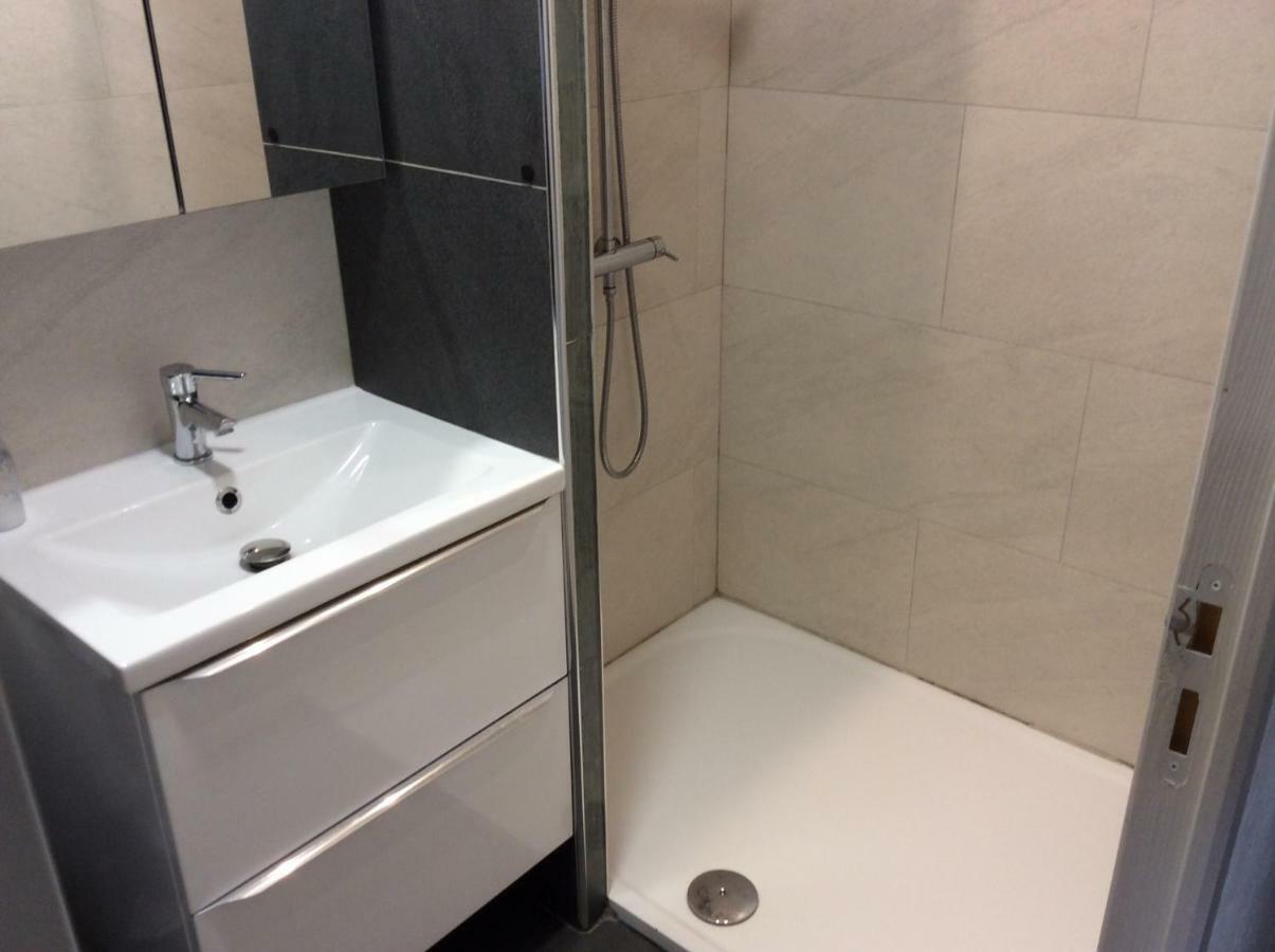 Appartement De Vacances Au 1Er Etage 45M2 Антиб Екстериор снимка